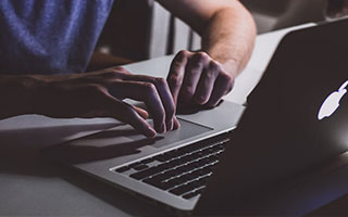 “足球智者”：某某教练解读战术变革心得，足球技战术训练全书